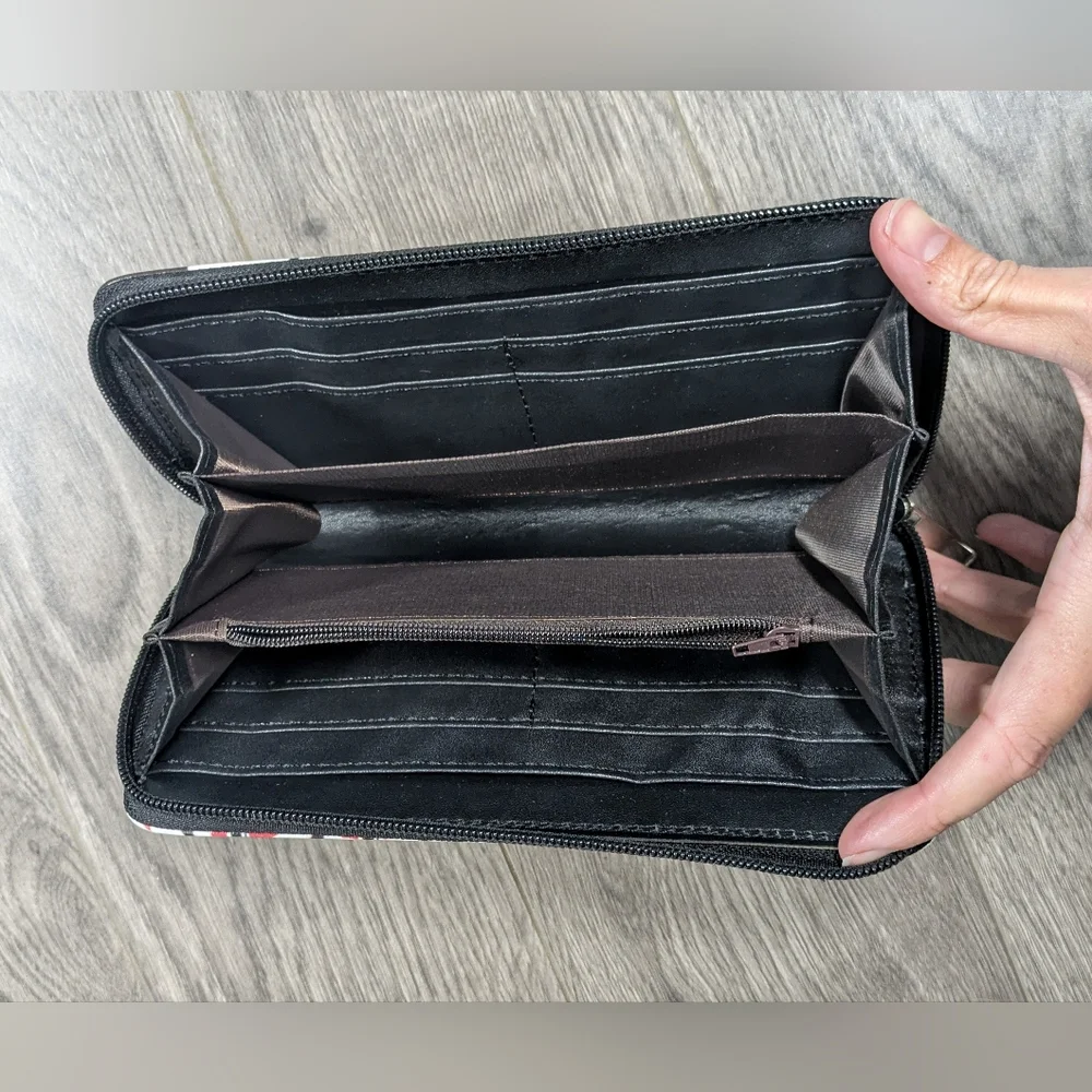 Studio Ghibli Spirited Away Wallet - New - Picture 4 of 4
